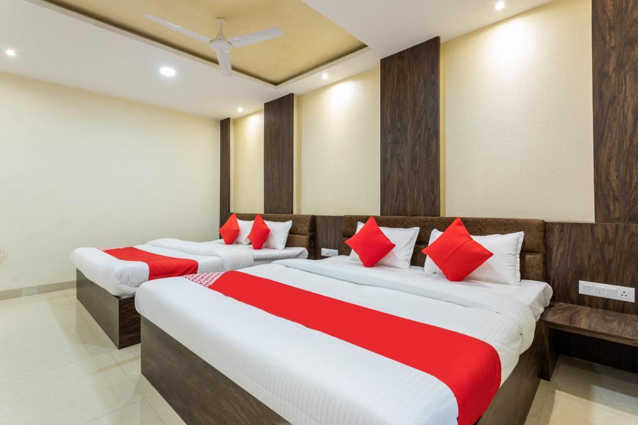 Hotel Collection O42084 Rajshahi Hotel And Resort Indore