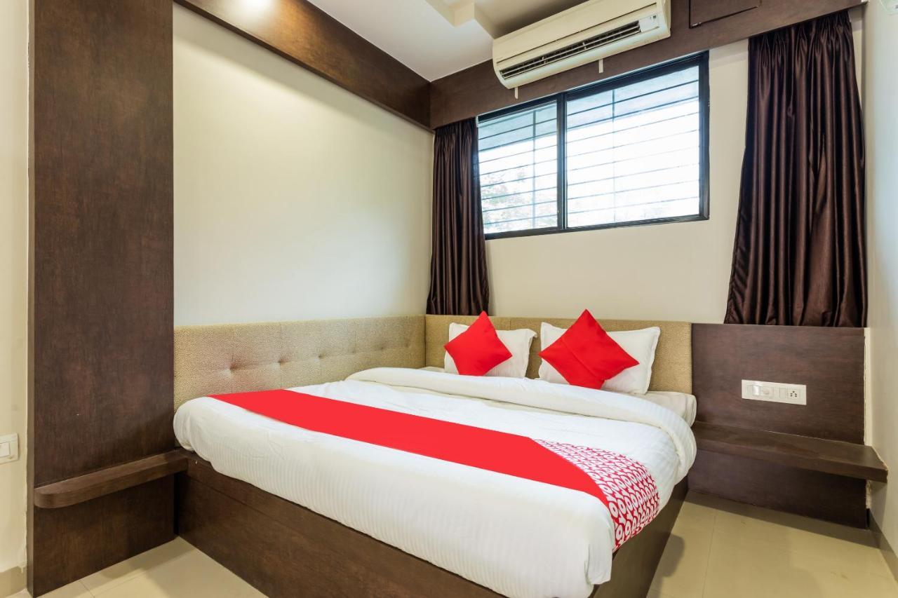 Collection O42084 Rajshahi Hotel And Resort Indore