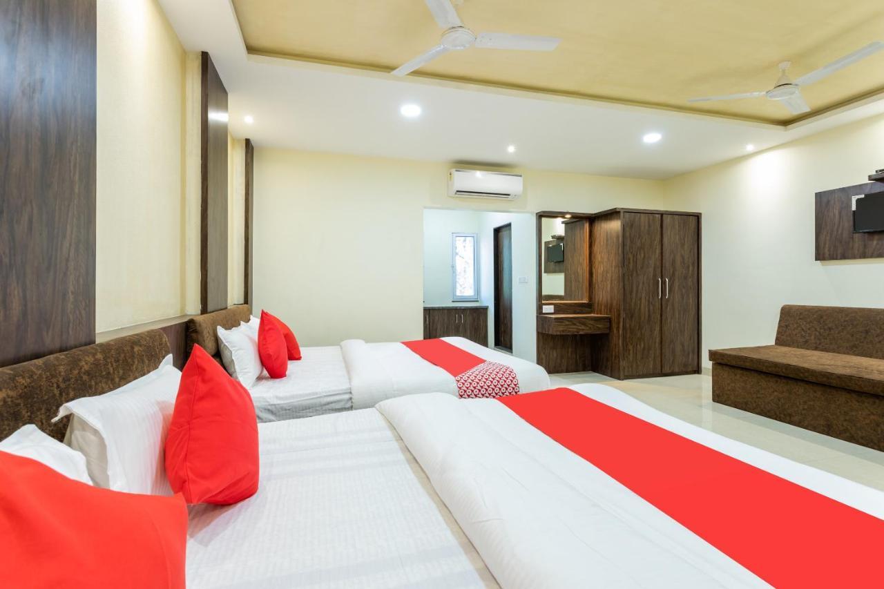 Hotel Collection O42084 Rajshahi Hotel And Resort